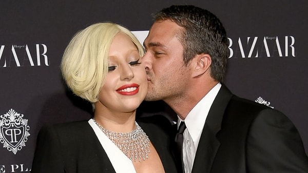 4. Леди Гага - Тейлор Кинни