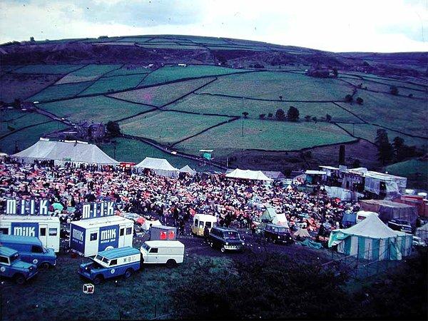 27. The Yorkshire Folk, Blues & Jazz Festivali'ndeki kalabalık