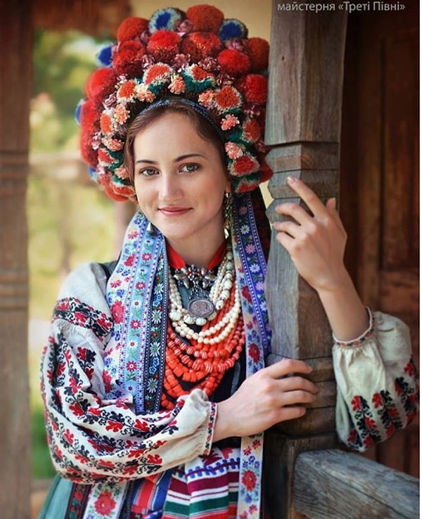 6. Будто сошла со страниц сказок