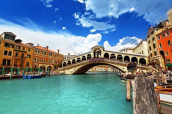 8. Rialto Köprüsü - Venedik İtalya