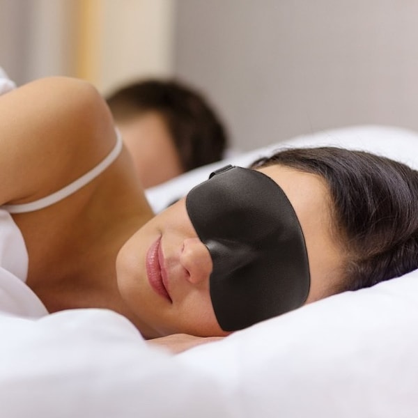11. Контурная маска для сна