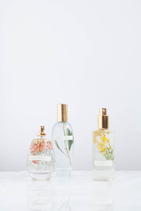 10. Домашний ароматизированный спрей для комнаты