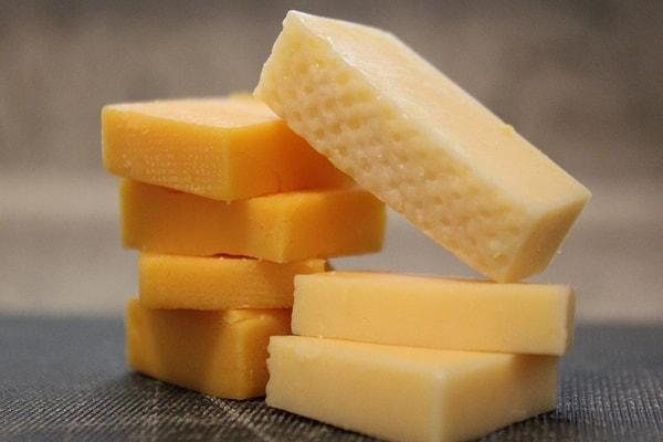 14. "Peynir, sütün ölümsüzlük bulmuş halidir." Clifton Fadiman