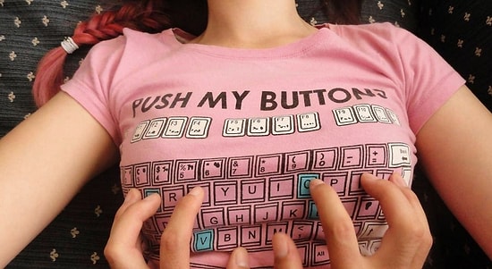 14 проблем, которые поймут только обладательницы большой груди