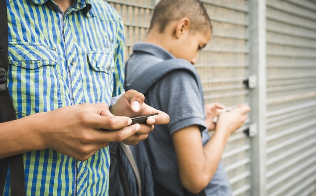 11. Akıllı telefonlarla geçirilen zamanın %35’i sosyalleşmek için harcanıyor.