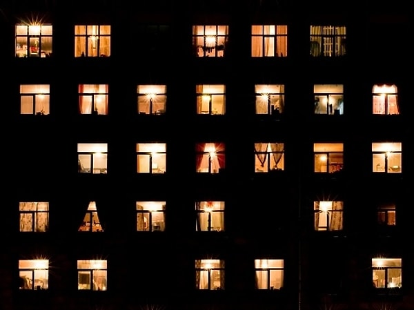 5. "Безумие относительно. Всё зависит от того, кто кого запер в какой клетке"