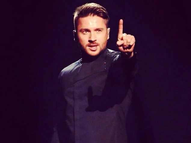 Reshenie skrt rebenka ot obshestvennosti, po slovam artista, blo vpolne osoznannm i vzveshennm: