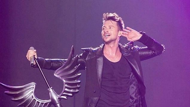 Odnako est i te, kto nachal gadat o prichinax togo, pochemu imya materi rebenka neizvestno