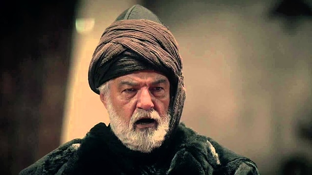 Şah Fırat Operasyonu'ndan önce yayınlanan bölümde yine gündemle ilgili olduğu dile getirilen diyaloglar geçmişti.