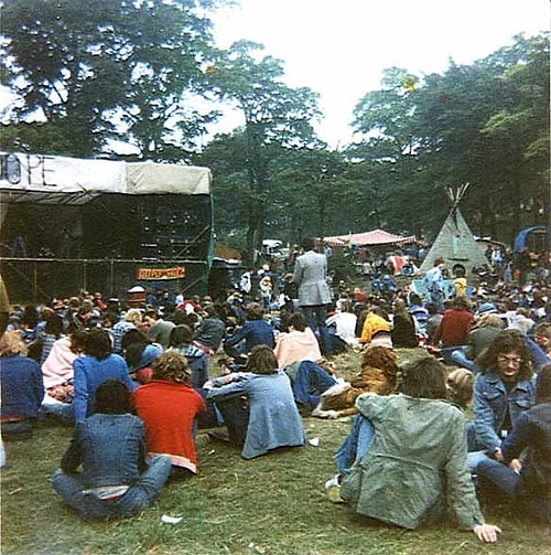 Deeply Vale Free (1976-79)