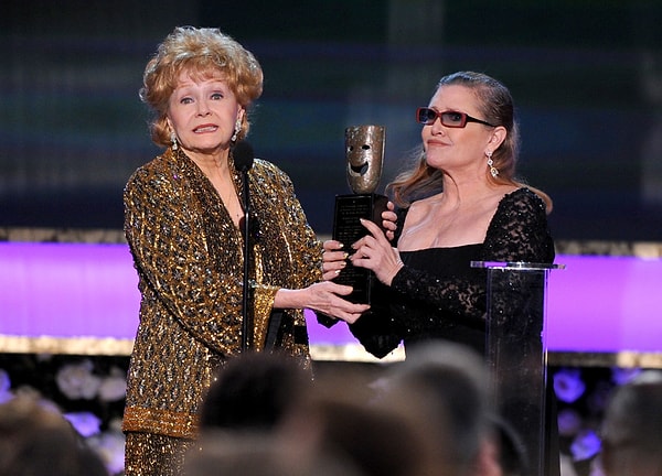 19. С Дебби Рейнольдс. 2015 год