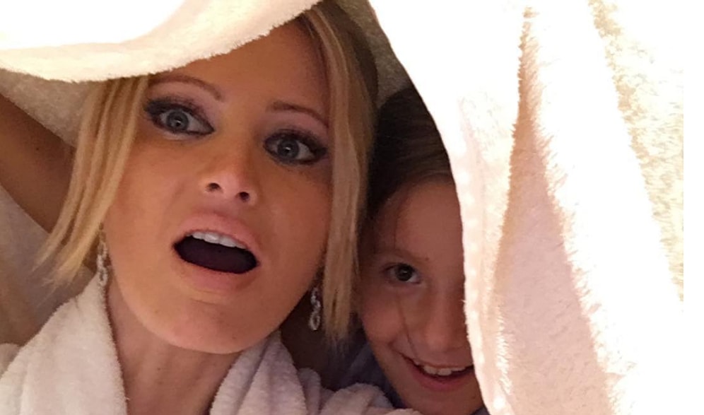 Дана Борисова боится, что ее лишат родительских прав, из-за клеветы в Сети