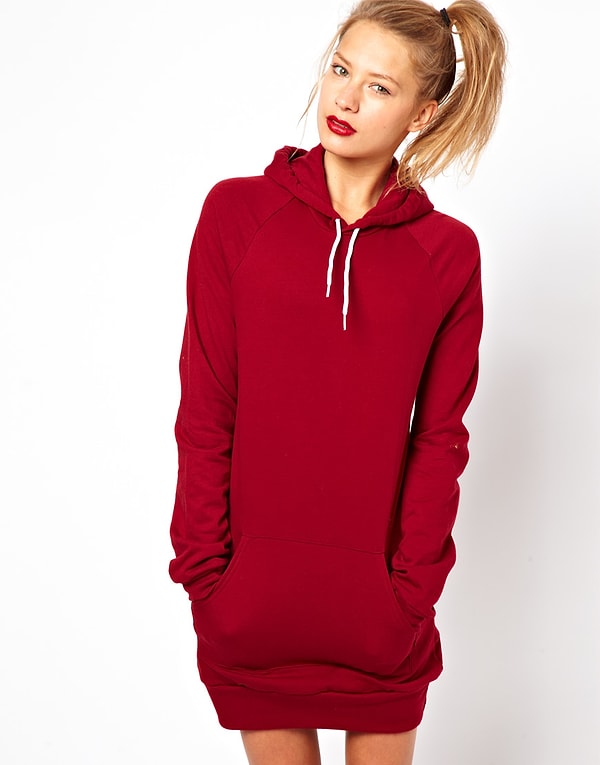 6. Красные свитшоты-худи-толстовки.