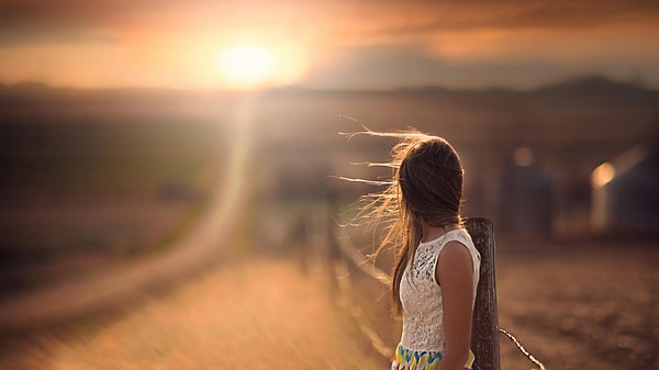 8. Она не живет прошлым