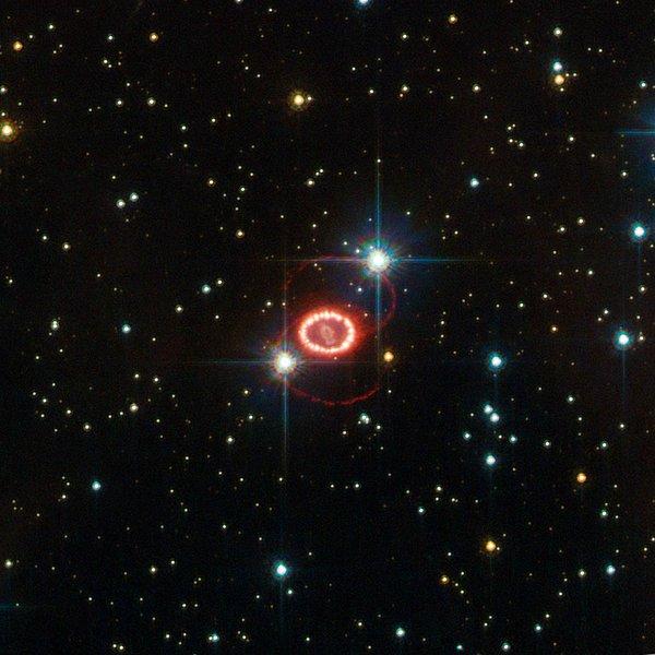 14. Teleskobun icat yılı olan 1604 beri çıplak gözle gözlemlenebilen en yakın süpernova olan SN 1987A keşfedildi.