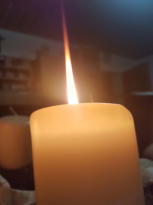 11. Сфокусируйтесь на огне и вы увидите...