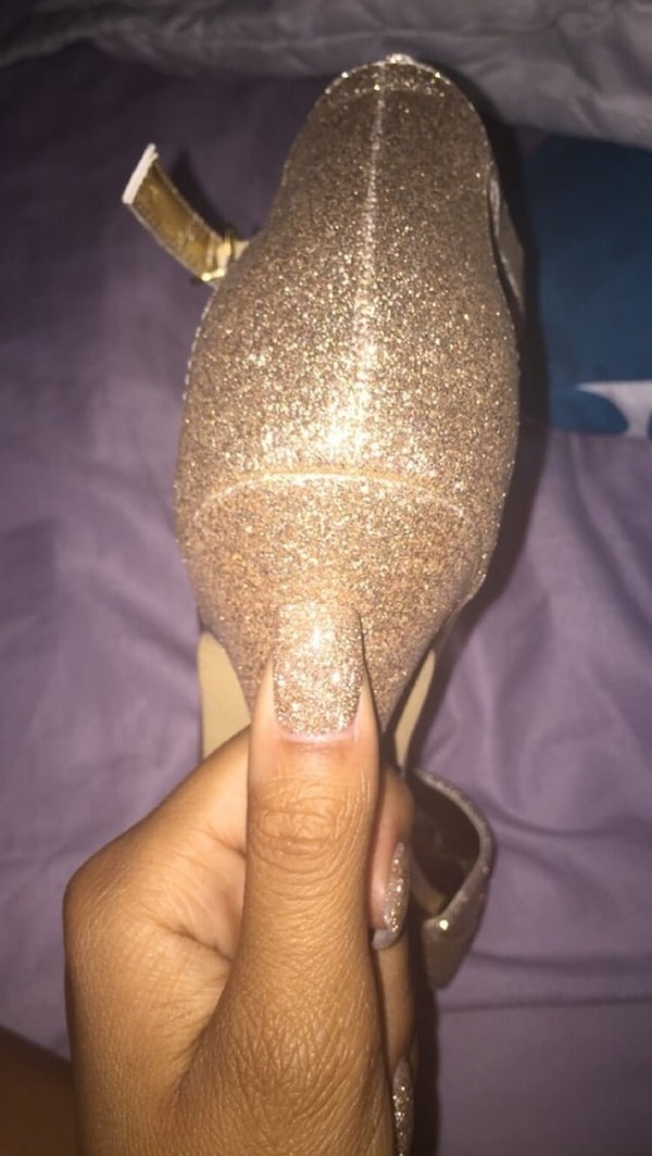 4. Превосходное сочетание лака и туфель.👠💅