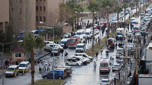 5 Ocak yani bugün İzmir Adliyesi önünde gerçekleşen ve iki canımızı daha bizden koparan terör saldırısı