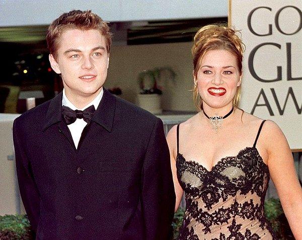 15. Gözyaşlarımızı tutamadığımız, film müziği yıllarca çalınan Titanik filmini de tam 20 yıl önce sinemalarda izlemiştik. Kate ve Leo'nun aşkı da cabası!