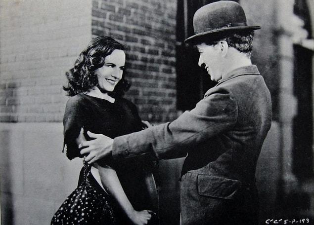 20. Charlie Chaplin & Paulette Goddard