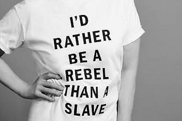 Durduğu noktayı asla gizlemiyor; her zaman tüm cesaretiyle “Köle olacağıma isyancı olurum!” diyordu Streep.