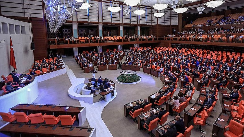 TBMM Anayasa Mesaisine Başladı: Paket ve Onay Süreciyle İlgili 9 Soru ve 9 Cevap
