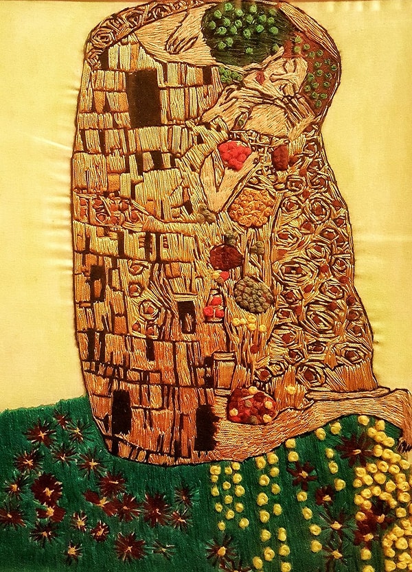 13. "Поцелуй"