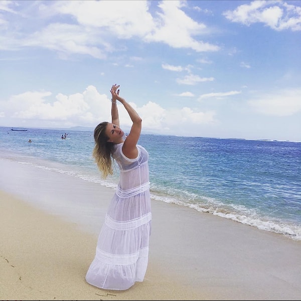 7. Анна Семенович отправилась отдыхать на Бали