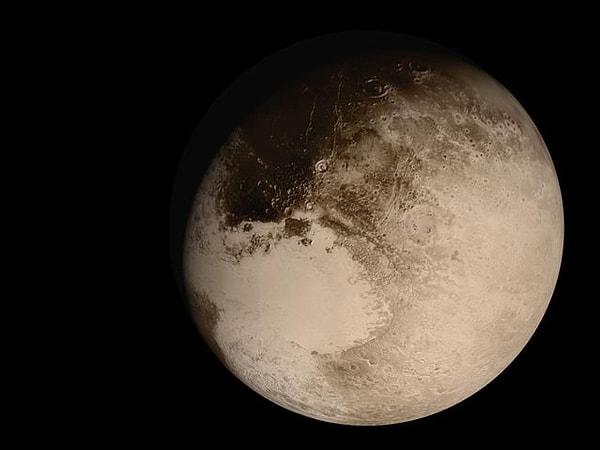 8. Pluton ne zaman Güneş Sistemimizden çıkarıldı?