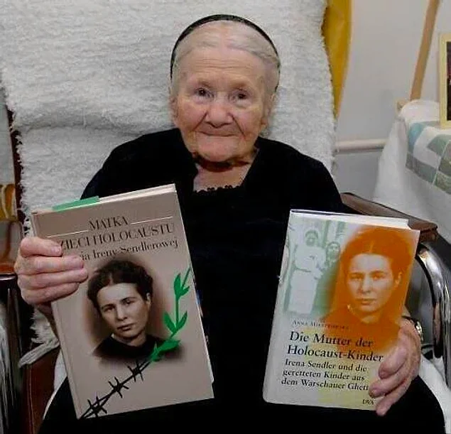 Ирина Сандлер — Герой невидимого фронта, которая, работая в Варшавском гетто в качестве сантехника и сварщика, вынесла в сумке и тем самым спасла более 2500 детей.