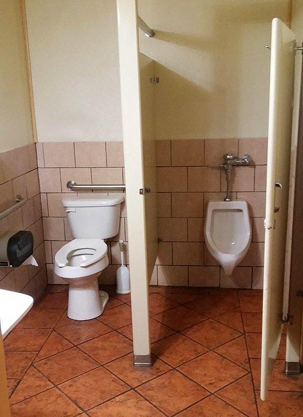 13. Büyük tuvaleti gelenlere kolaylıklar.