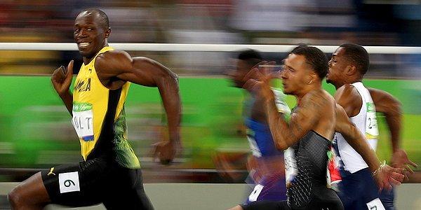 Bonus: Ve yeryüzündeki en hızlı insan, Usain Bolt.