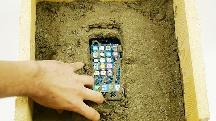 Çimento İçine Atılan iPhone 7'ye Ne Olur?