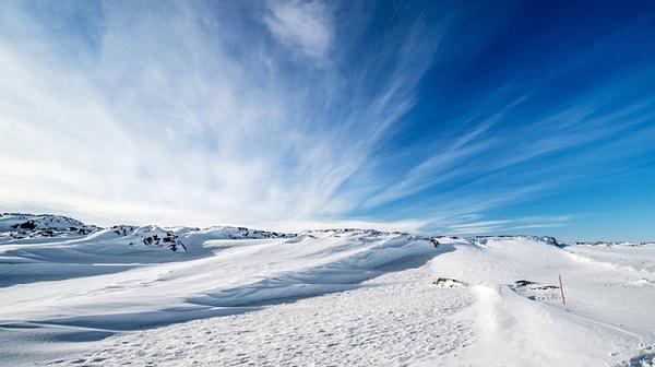 9. Dünyanın en büyük çölü Sahra değil, Antarktika kıtasının tamamı.