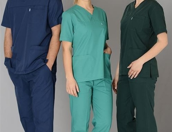 С помощью контрастных цветов глаза становятся более восприимчивыми к красным оттенкам и легче определяют разницу между ними.