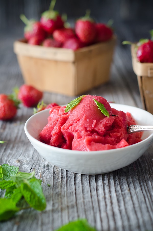 1. Клубнично-мятный сорбет