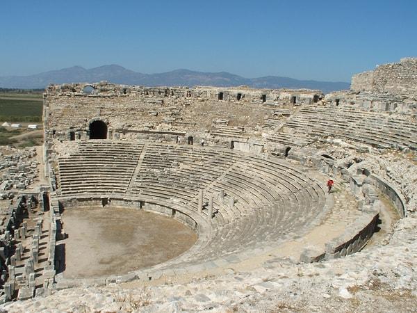 6. Miletos Antik Kenti hangi Ege ilinin sınırları içersindedir?