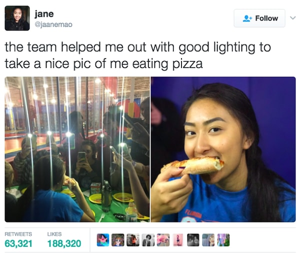 9. "Команда помогла сделать хорошую фотку меня с кусочком пиццы."