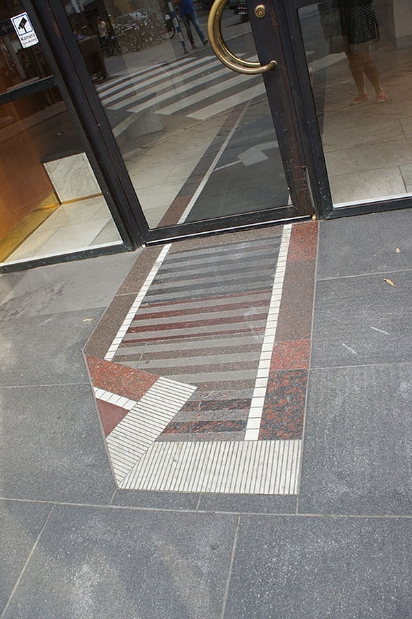 12. Плитка в Стокгольме