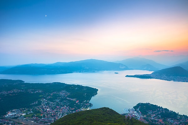 11. Река Лаго-Маджоре - между Италией и Швейцарией