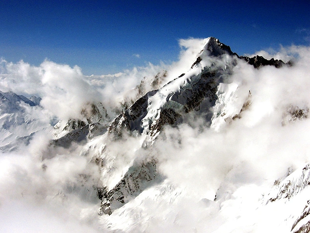 Гора Мон-Долан - между Италией, Швейцарией и Францией