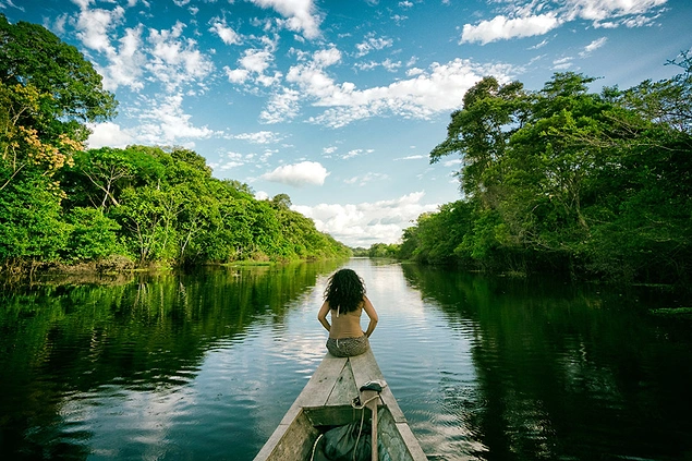 Река Амазонка - между Колумбией и Перу