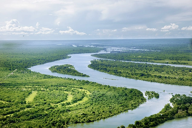 Река Замбези - между Замбией, Анголой и Демократической Республикой Конго