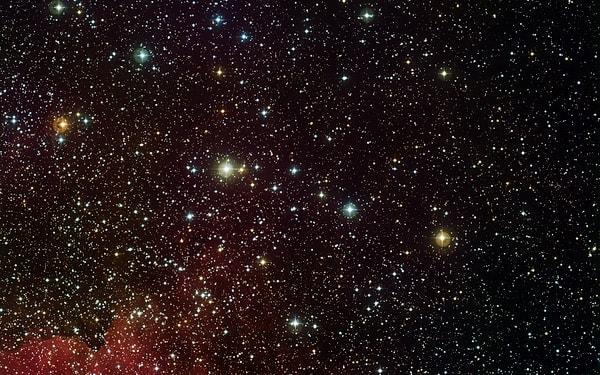 Hubble sabiti olarak bilinen evrenin genişleme hızı, şimdiki hesaplarımıza göre megaparsek başına saniyede 71.9 kilometre.