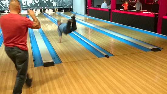 Dünyadaki Salonların Kara Listelerine Tepeden Giriş Yapan 17 Bowling Tutkunu