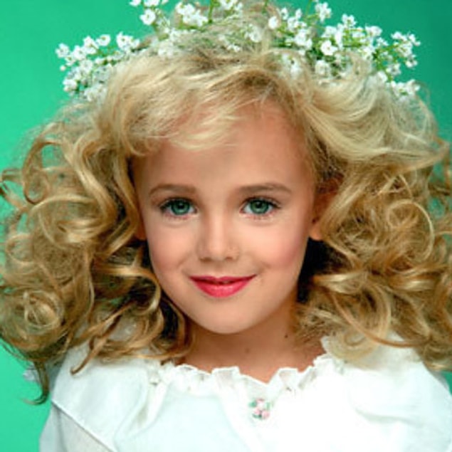1. JonBenét Ramsey’nin babası, illuminatinin bir parçasıydı ve JonBenét da bir kurbandı.
