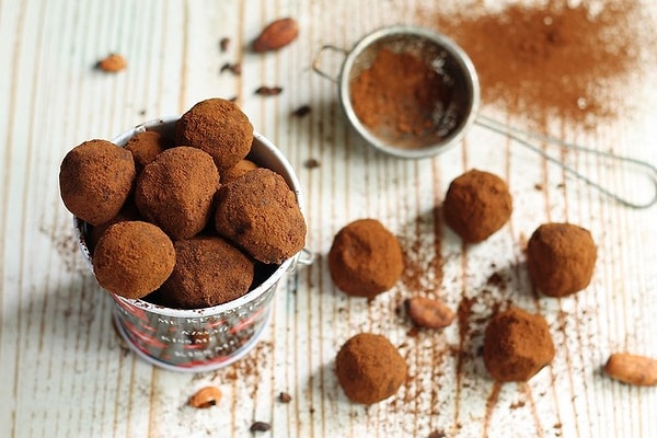 14. Шоколадные трюфели в какао.