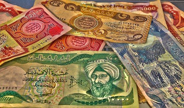 4. Kuveyt'te hangi para birimi kullanılıyor?
