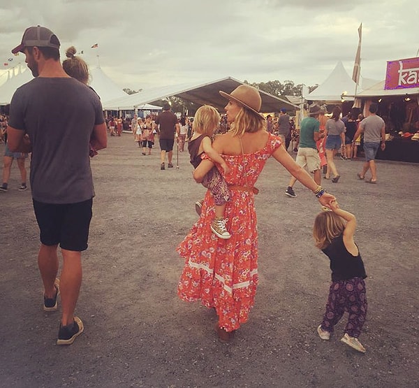 12. "Когда мы вместе, все вокруг становится лучше"