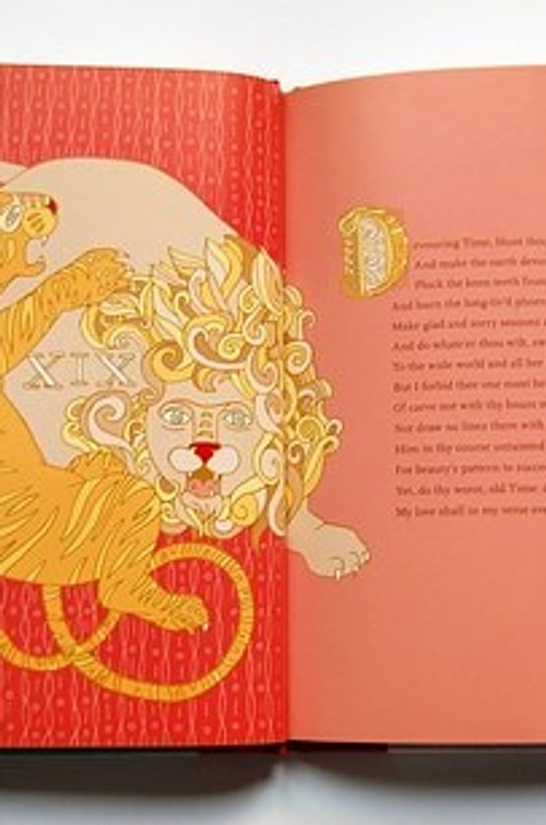 Прекрасно оформленная книжечка с любовными сонетами Шекспира